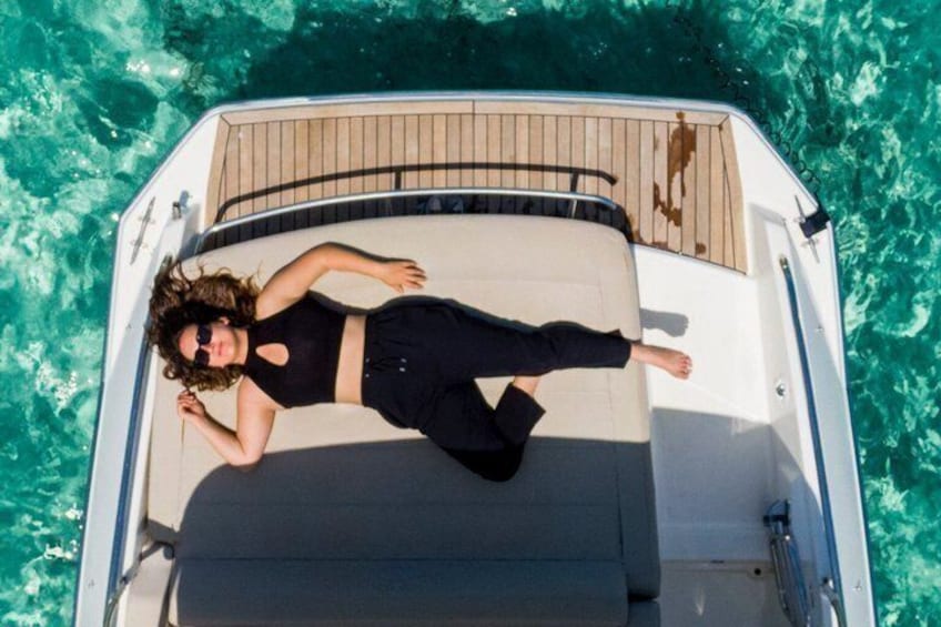 Private Boat Rental Sea Ray 295 for 10 People 8 Hours Ibiza-Formentera 3