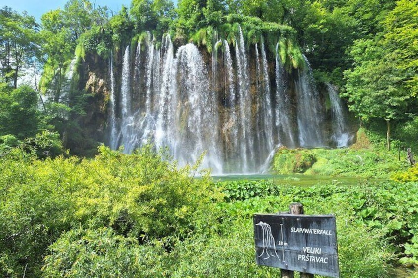 Exclusive Plitvice National Park tpur eith pick up 4