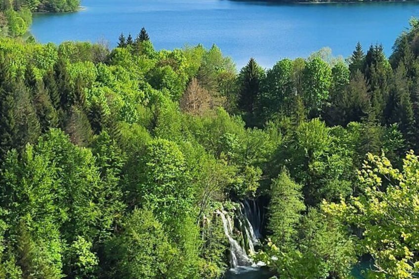 Exclusive Plitvice National Park tpur eith pick up 3