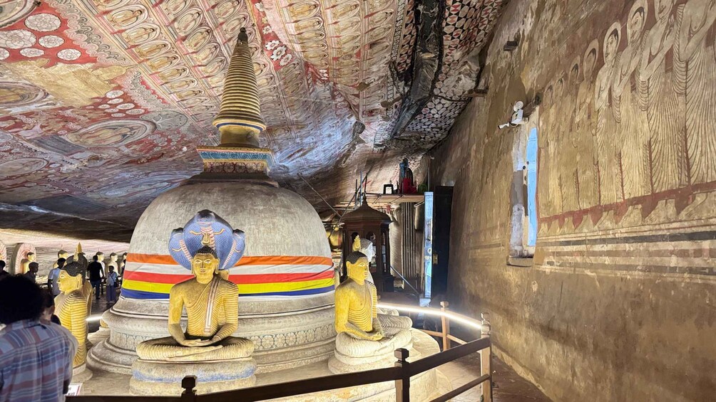 Picture 8 for Activity Dambulla: Cave Temple, Ibbankatuwa Tombs & Guided City Tour 5