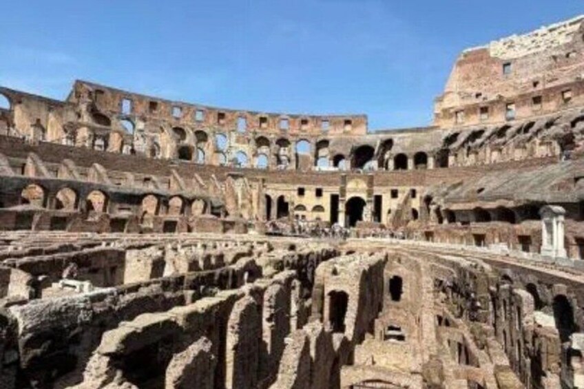 Colosseum Roman Forum and Palatine Hill Audio Guide. 3