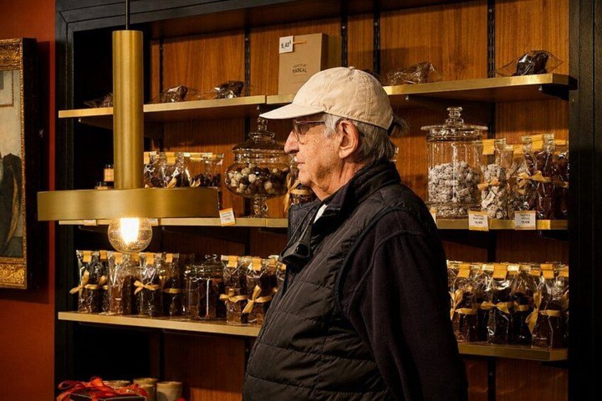 Bayonne Food Tour : Chocolate, Ham & Basque Specialties 4