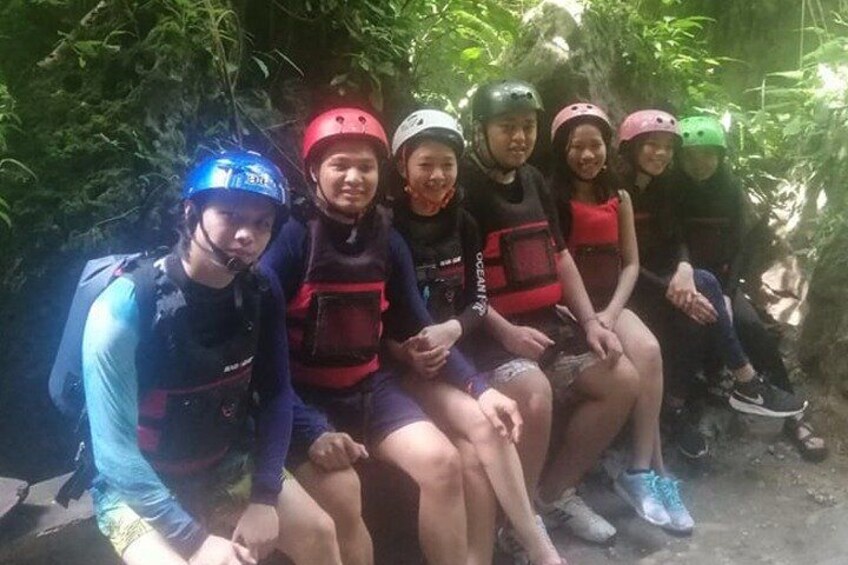 Kawasan Falls Canyoneering w/ Lunch & Transfers from Cebu City 4
