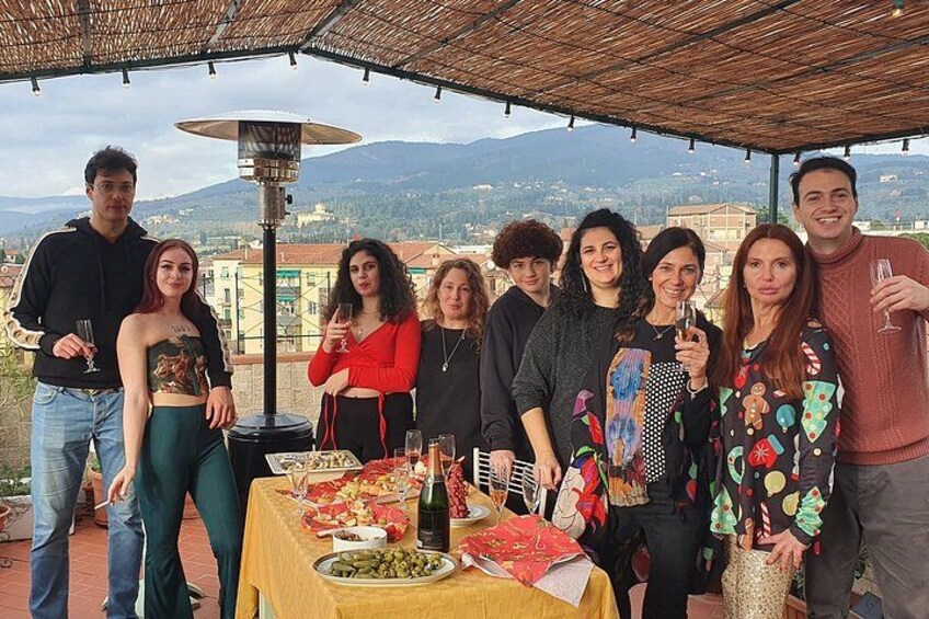 Create Your Own Perfume and Rooftop Aperitivo in Florence 3