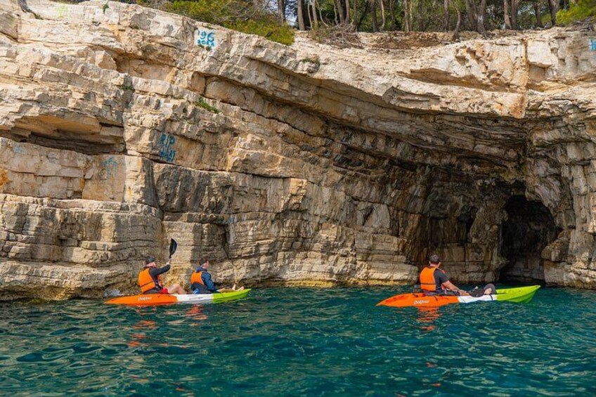 Pula Kayak Tour Snorkeling Cliff Jump and Swim 1