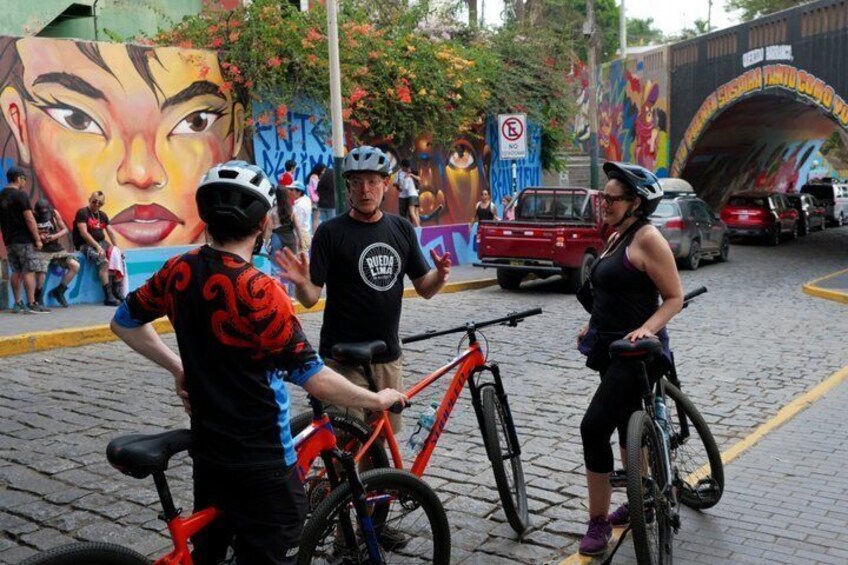Lima Small-Group Bike Tour: Miraflores & Barranco 1