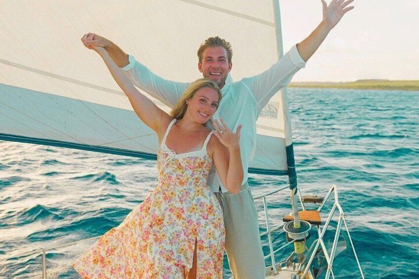 Curacao Private Romantic Sunset Sailing Tour for 2 4