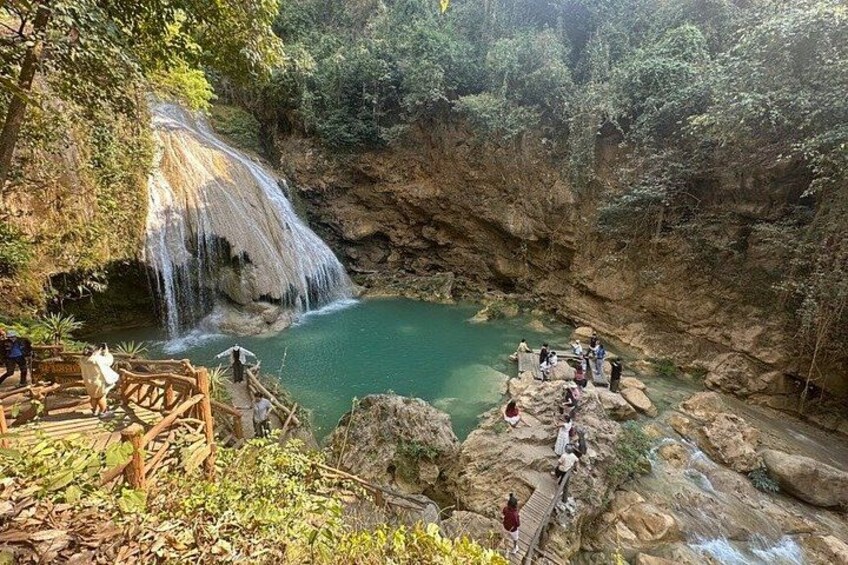 Discovering the Mystical Li Through a Journey 4