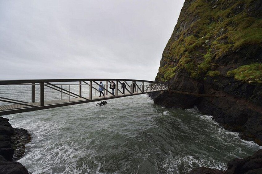 The Gobbins Half-Day Tour in a Luxury Minivan from Belfast 4
