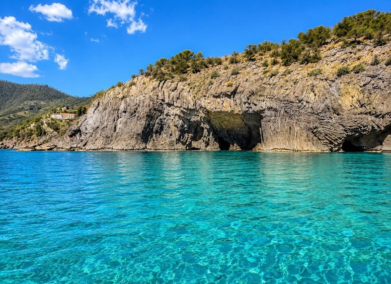 Picture 32 for Activity Pesciolina 5 TERRE: Hidden Spots! Local Captain Max 5 Guests 3