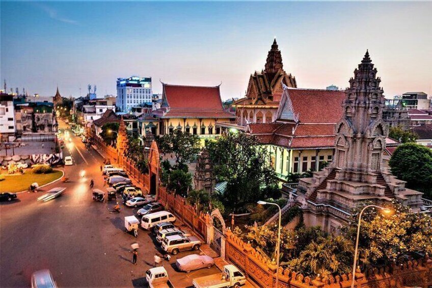 Phnom Penh City tour and Koh Dach Silk Island Private Day Tour