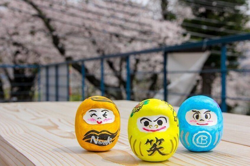 Mini Daruma Painting Experience Near Mt Fuji 2