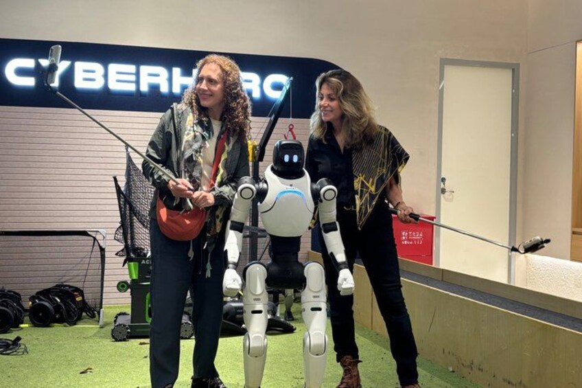 From Hong Kong: Shenzhen Technology Day Tour with Robotaxi 3