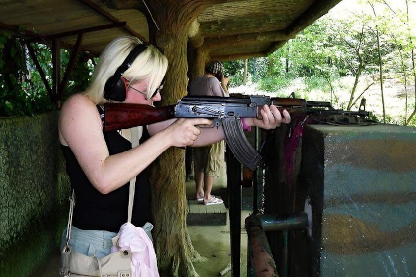 Private Tour of Cu Chi Tunnels and Mekong River for Japanese 2