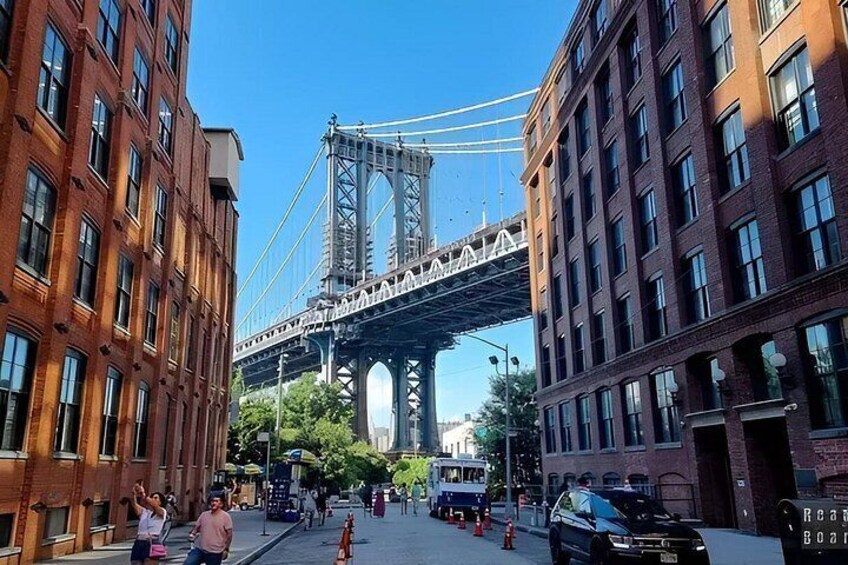 Private Brooklyn Bridge and DUMBO Walking Tour NYC 2