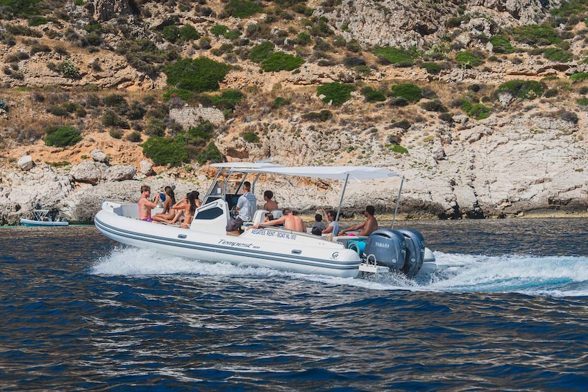 Picture 6 for Activity Group tour on a Capelli Tempest 900 Open inflatable boat to Favignana and Levanzo 5