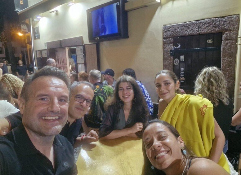 Picture 17 for Activity Funchal Pubcrawl: Authentic Local Bars and Social Night 5