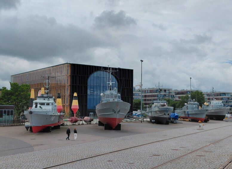 Picture 5 for Activity From Tallinn: Private tour around Tallinn city with minivan 2