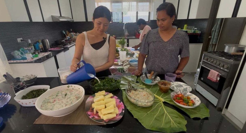 Picture 9 for Activity Come Home for a Fijian Cooking Class and Dine with Family 1
