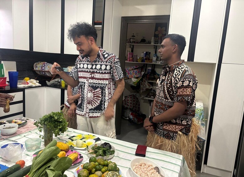 Picture 9 for Activity Come Home for a Fijian Cooking Class and Dine with Family 5