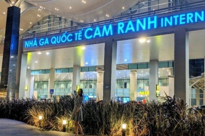 Private 16-seater CamRanhAirport to CamLam resorts or NhaTrang . 2