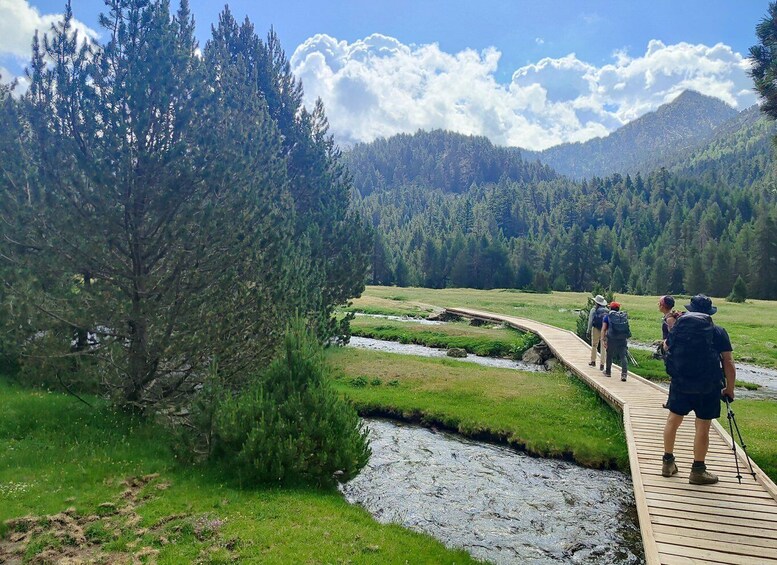 Easy route through Aigüestortes: waterfalls and Estany de Llebreta 1