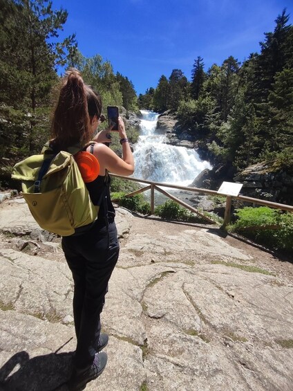 Picture 1 for Activity Easy route through Aigüestortes: waterfalls and Estany de Llebreta 3