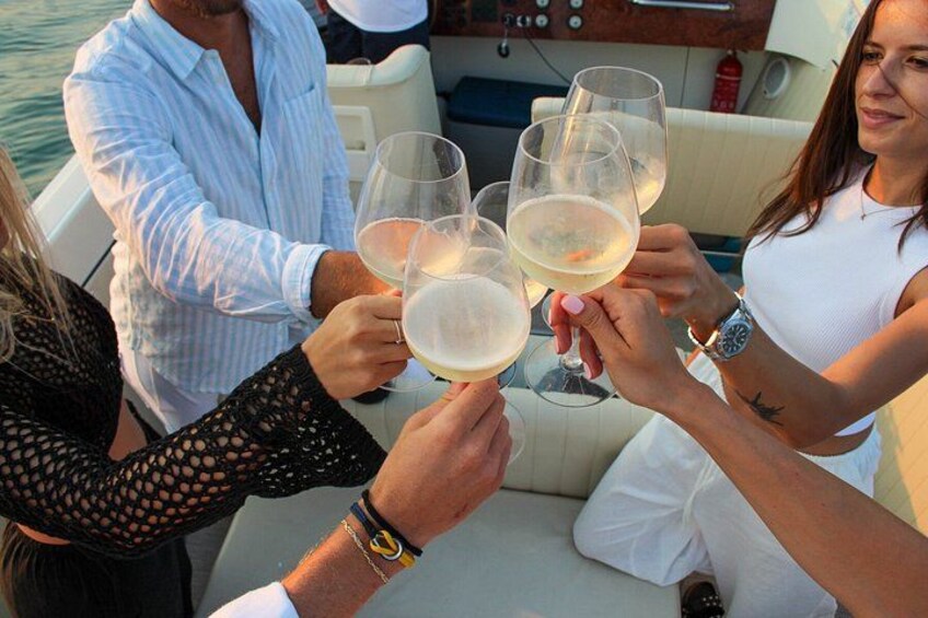 2 hours Private Boat Tour from Lazise to Sirmione 5