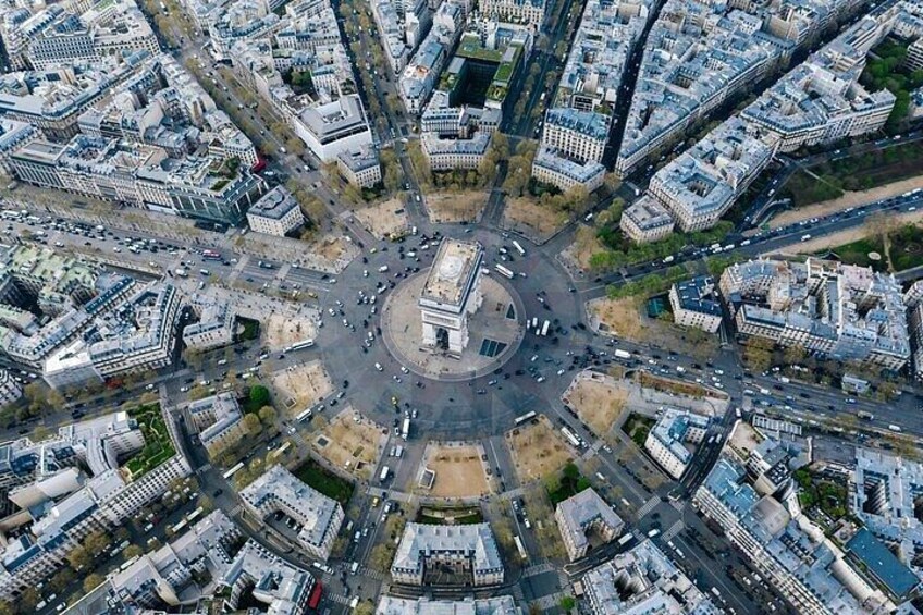 Private Tour of Paris Arc de Triomphe, Champs-Élysées, & Macarons 3