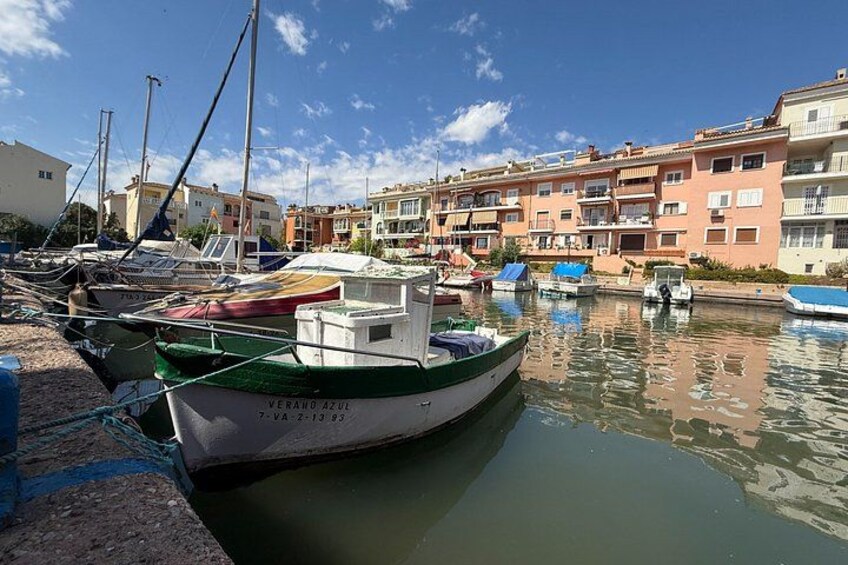 El Cabanyal and Little Venice with Horchata in Valencia 5