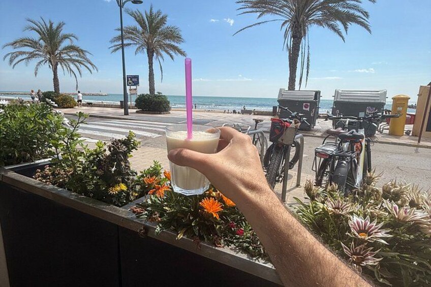 El Cabanyal and Little Venice with Horchata in Valencia 4