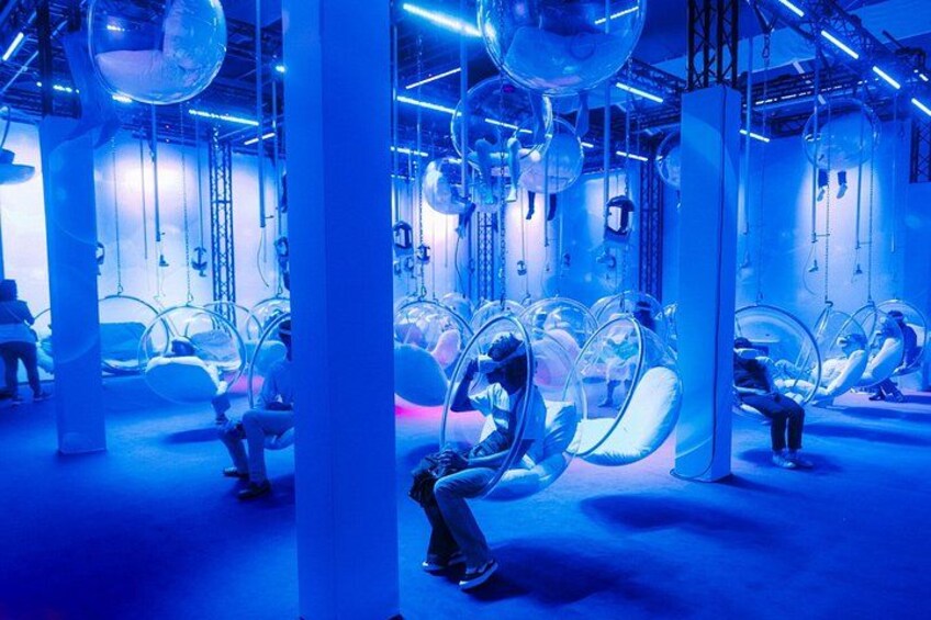 Los Angeles Bubble Planet Immersive Interactive Experience 2