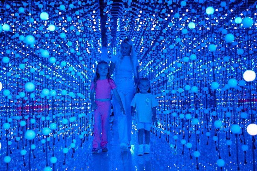 Bubble Planet Immersive Interactive Experience in Washington DC 3