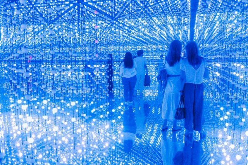 Bubble Planet Immersive Interactive Experience in Washington DC 2