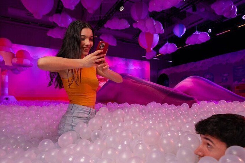 Bubble Planet Immersive Interactive Experience in Washington DC 2