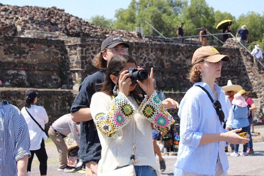 Balloon discover Teotihuacan adventure flavors and tradition 2