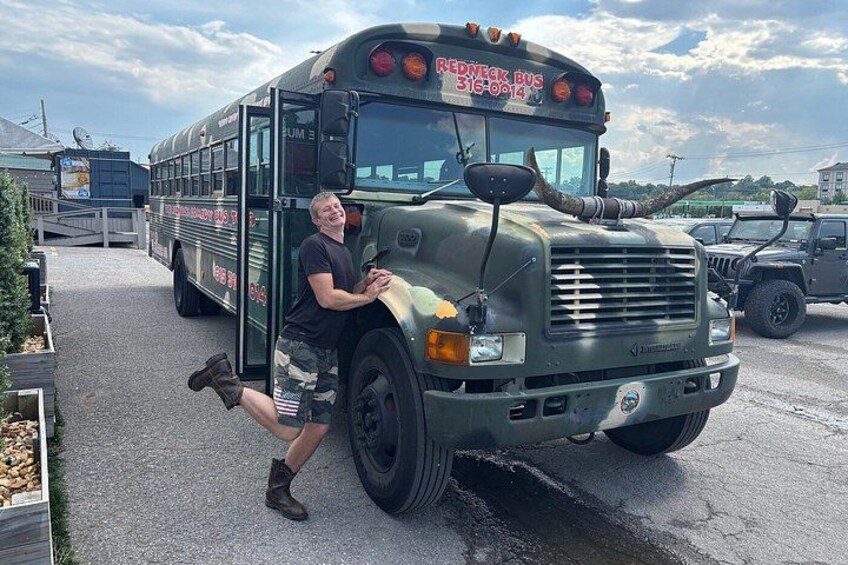 Nashville Redneck Comedy Bus Tour Comedy and Sightseeing 2