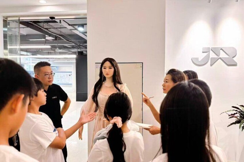 Hangzhou Tech Tour with Alibaba Campus and AI Experience 3