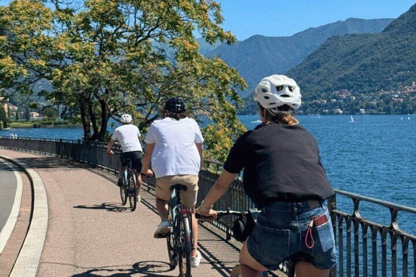 Como : E-Bike Tour with Guide + Aperitif (Helmet included) - 3 HOURS 1