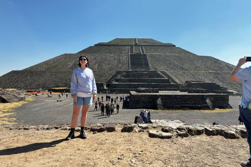 Teotihuacan Tour with Basilica of Guadalupe & Cave Restaurant 3
