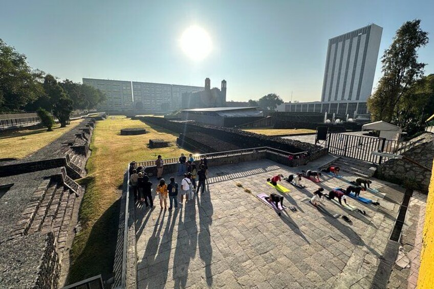 Teotihuacan Tour with Basilica of Guadalupe & Cave Restaurant 3