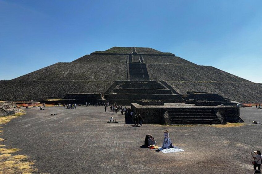 Teotihuacan Tour with Basilica of Guadalupe & Cave Restaurant 5