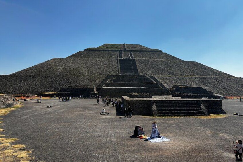 Teotihuacan Tour and Basilica of Guadalupe + Tlatelolco 3