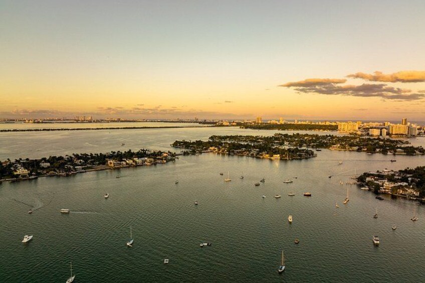 Miami Private Helicopter Tour with Champagne 2