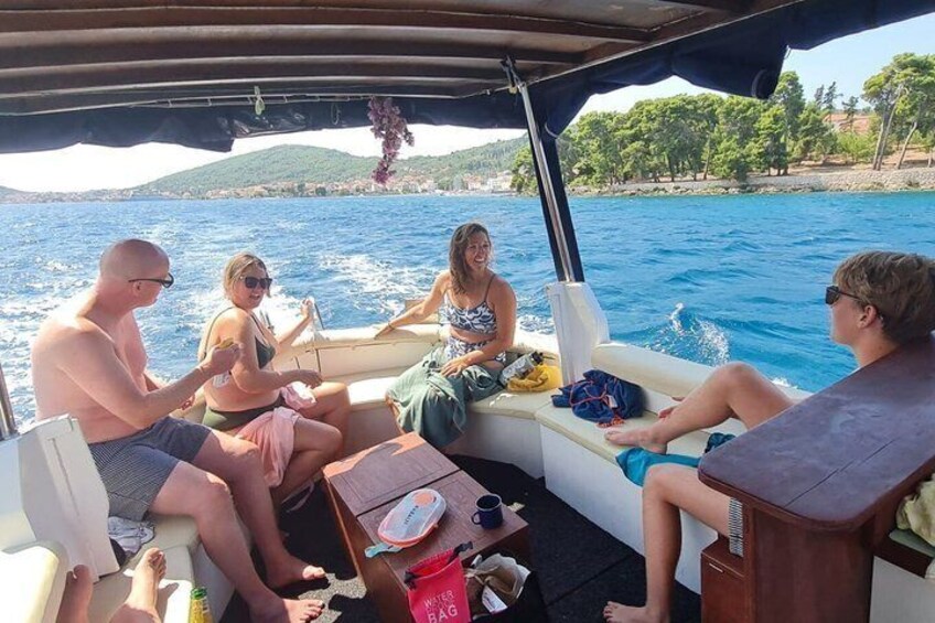 Zadar Boat Tour: Hidden Coves & Fresh Onboard Dalmatian Meal 5