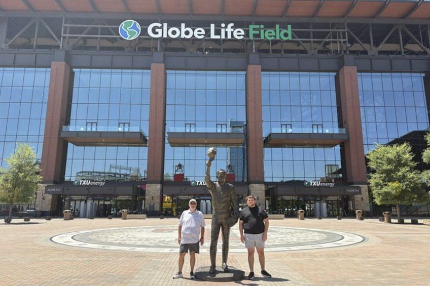 Sports Fan AdvenTOUR: A&T Stadium, American Airlines & Globe Life 5
