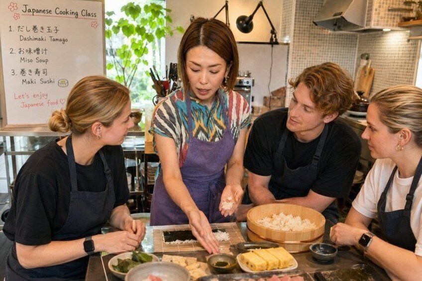 Small group cooking class in Shizuoka City with a view of Mt.Fuji, Japanese home cooking lesson using seasonal ingredients 2