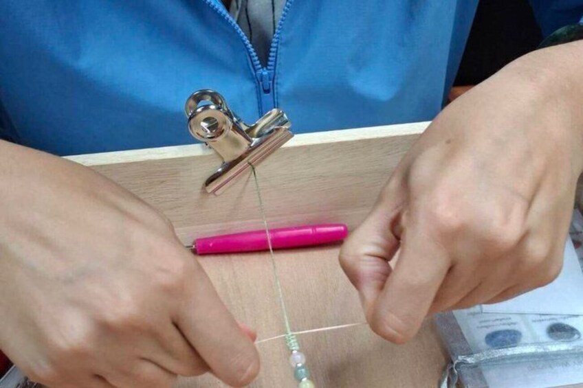 Chiang Mai: LuckyStone DIY Bracelet Making with Shuttle & Snacks 4
