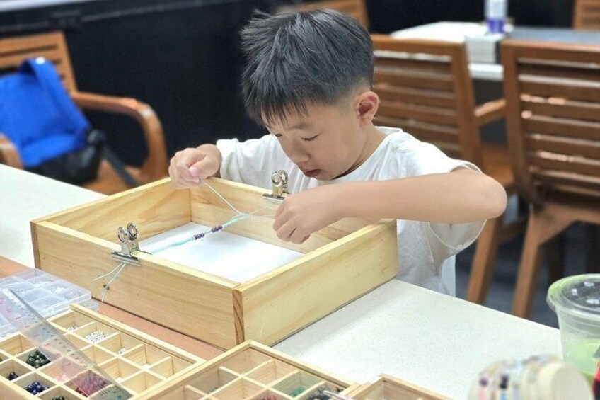 Chiang Mai: LuckyStone DIY Bracelet Making with Shuttle & Snacks 2