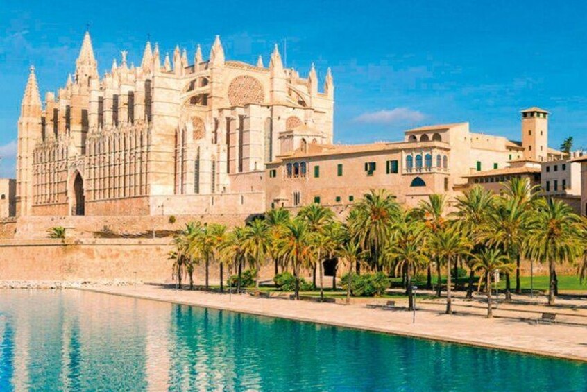 Visit the cathedral 1